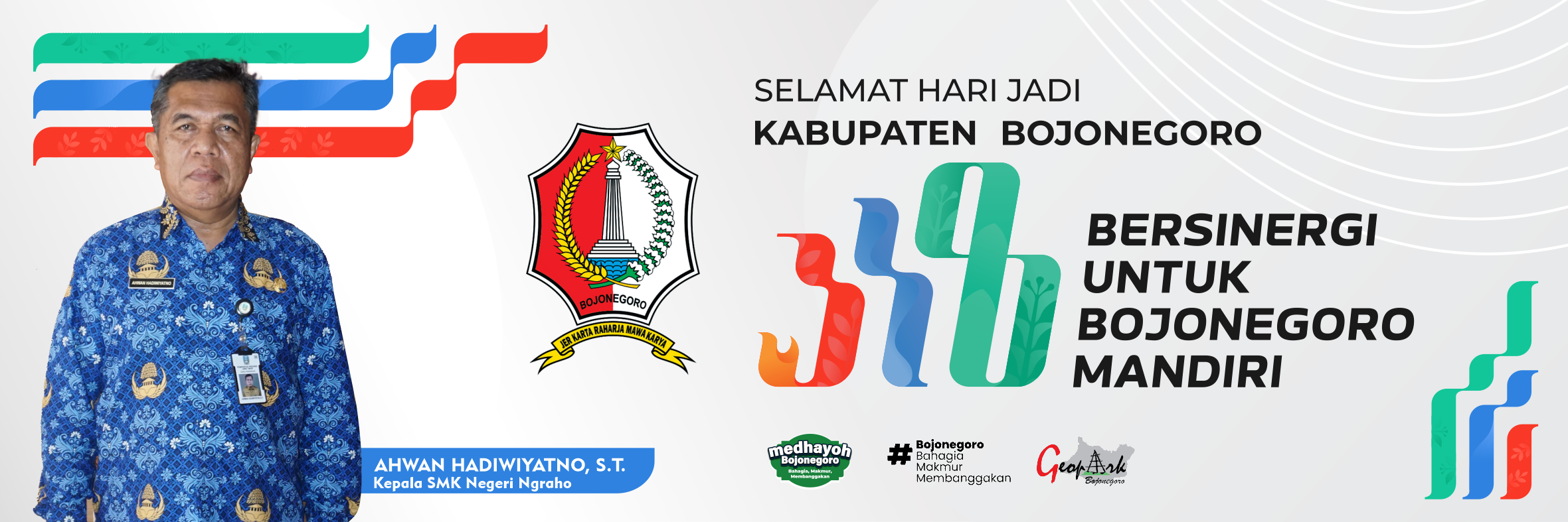 Siswa sedang belajar di bengkel praktik